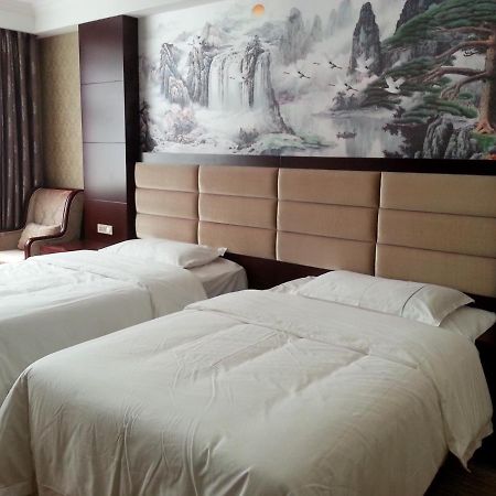 New West Street Hotel - Grand Wing Янгшуо Екстериор снимка